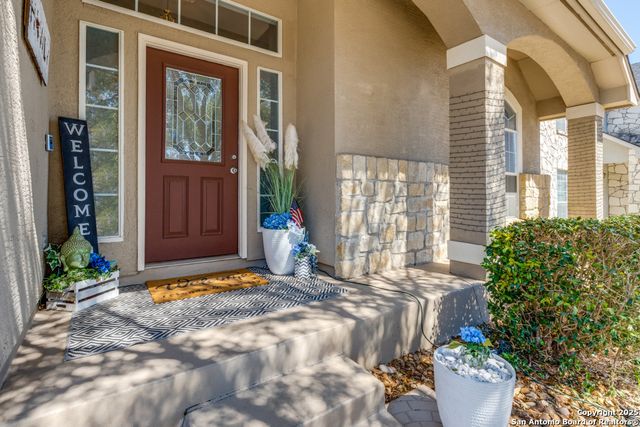 2739 Summit View, San Antonio, TX 78261