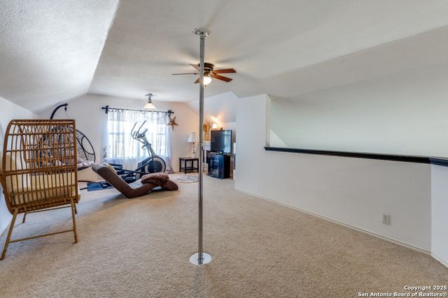2739 Summit View, San Antonio, TX 78261