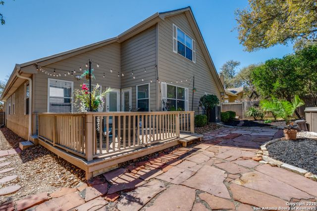 2739 Summit View, San Antonio, TX 78261