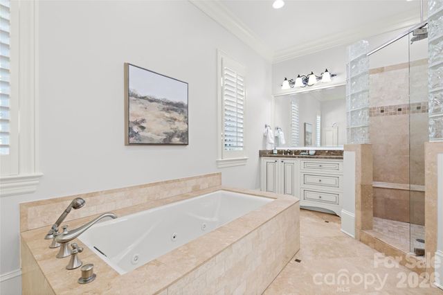 2427 Danbury Street, Charlotte, NC 28211