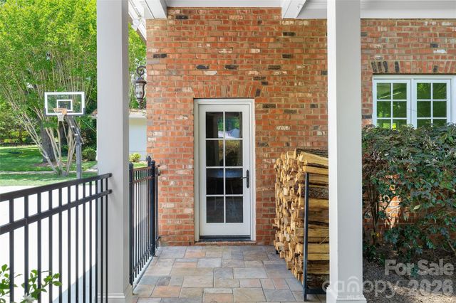 2427 Danbury Street, Charlotte, NC 28211