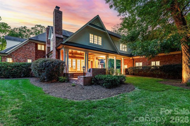 2427 Danbury Street, Charlotte, NC 28211