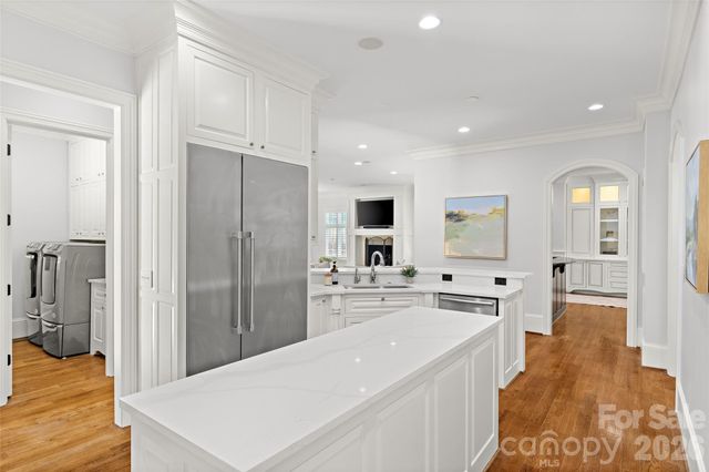 2427 Danbury Street, Charlotte, NC 28211