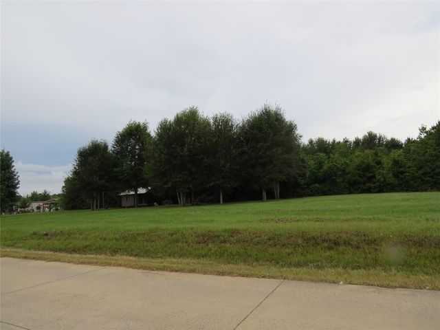 709 County Road 3554, Cleveland, TX 77327