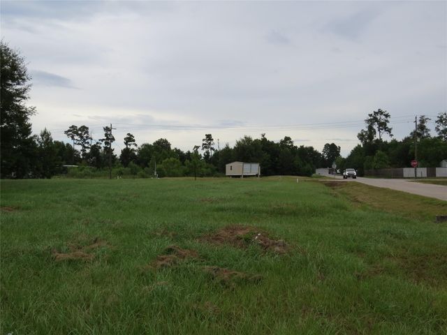 709 County Road 3554, Cleveland, TX 77327