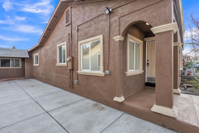 2360 Finland Ave, Stockton, CA 95205