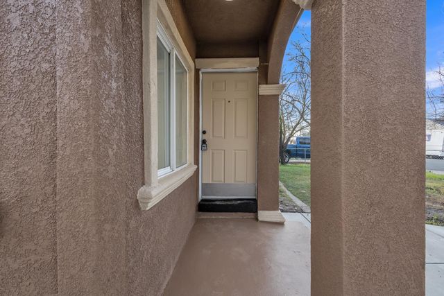 2360 Finland Ave, Stockton, CA 95205