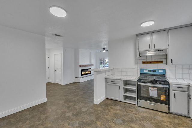 2360 Finland Ave, Stockton, CA 95205