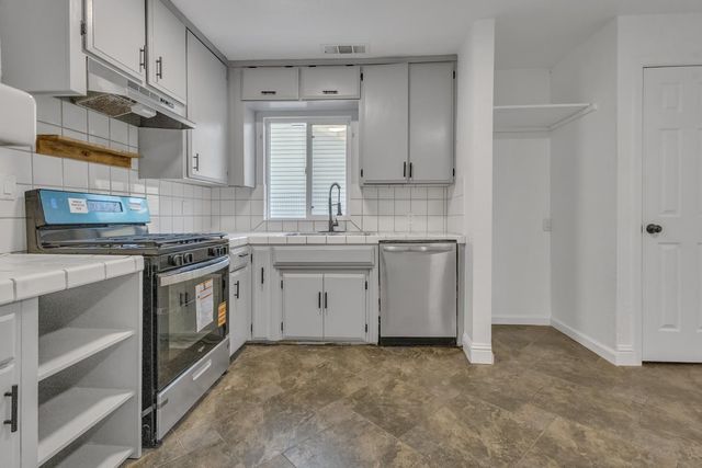 2360 Finland Ave, Stockton, CA 95205