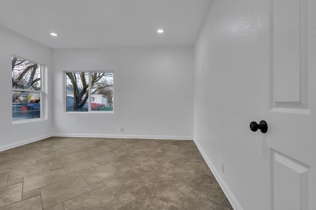 2360 Finland Ave, Stockton, CA 95205