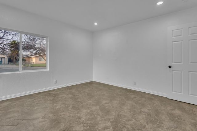 2360 Finland Ave, Stockton, CA 95205