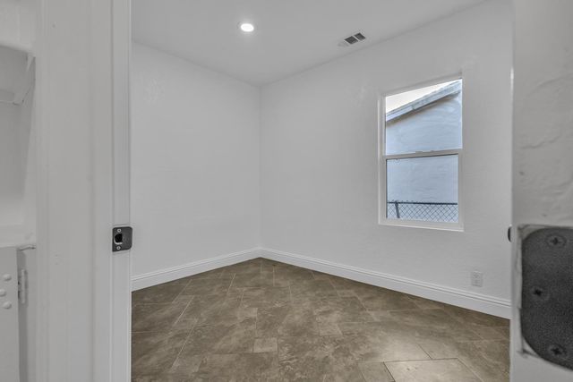 2360 Finland Ave, Stockton, CA 95205