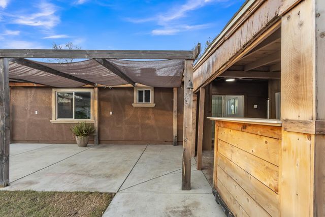 2360 Finland Ave, Stockton, CA 95205