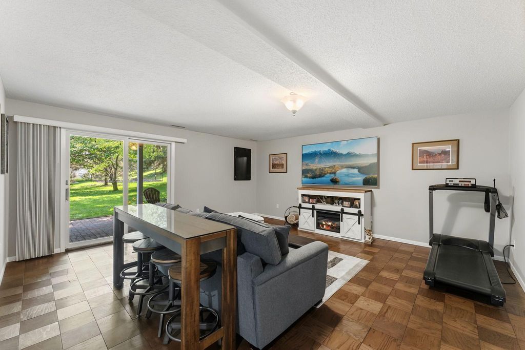 6435 Vernon Avenue S, Edina, MN 55436 — photo 2