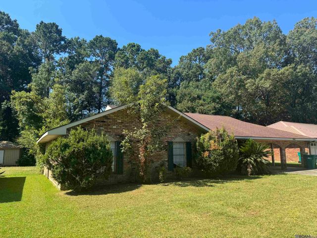 26003 Shadow Brook Ave, Denham Springs, LA 70826