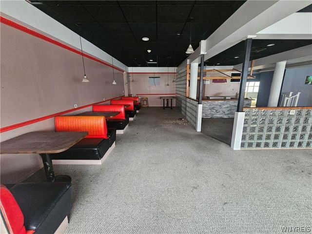 2711 South Park Avenue, Lackawanna, NY 14218