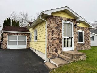 6214 Muskrat Bay Road, Cicero, NY 13029
