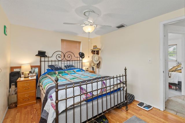 2205 DIXIE AVENUE, Punta Gorda, FL 33950