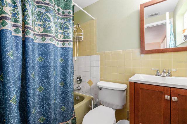 2205 DIXIE AVENUE, Punta Gorda, FL 33950