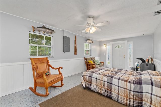 2205 DIXIE AVENUE, Punta Gorda, FL 33950