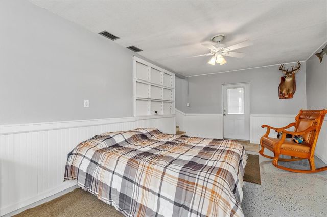 2205 DIXIE AVENUE, Punta Gorda, FL 33950