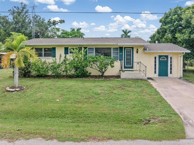 2205 DIXIE AVENUE, Punta Gorda, FL 33950