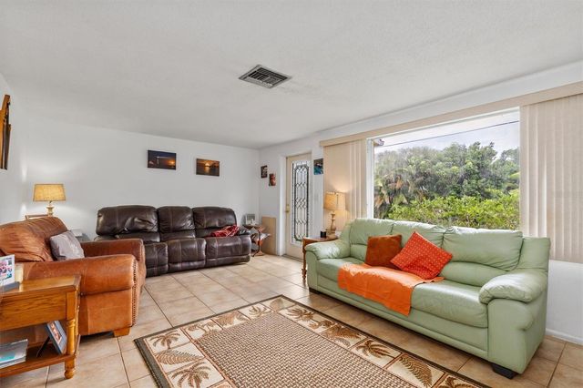 2205 DIXIE AVENUE, Punta Gorda, FL 33950