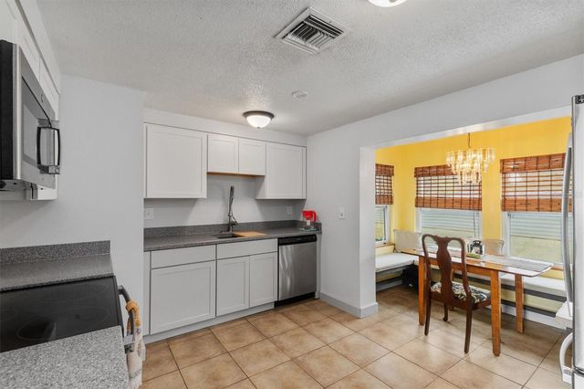2205 DIXIE AVENUE, Punta Gorda, FL 33950