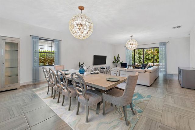 2938 Gin Berry Way, West Palm Beach, FL 33401