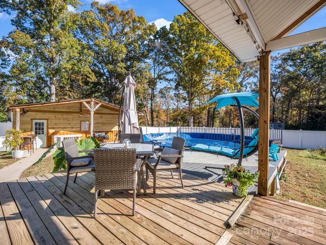 187 E High Road, Bostic, NC 28018