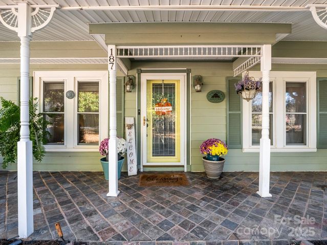 187 E High Road, Bostic, NC 28018