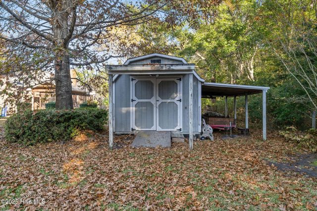 310 Gregory Road, Wilmington, NC 28405