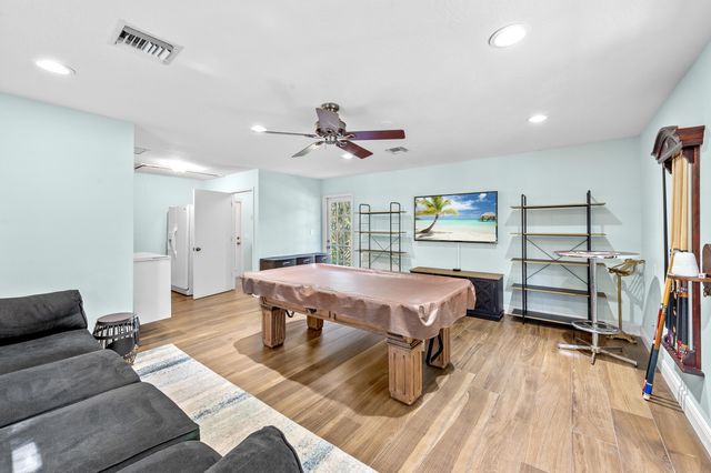 9207 N 166th Way N, Jupiter, FL 33478