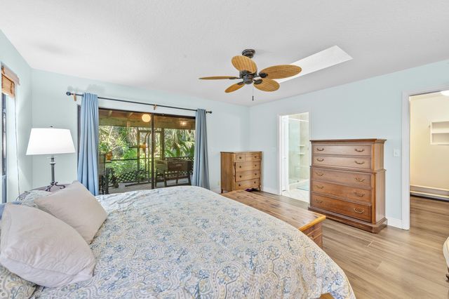 9207 N 166th Way N, Jupiter, FL 33478