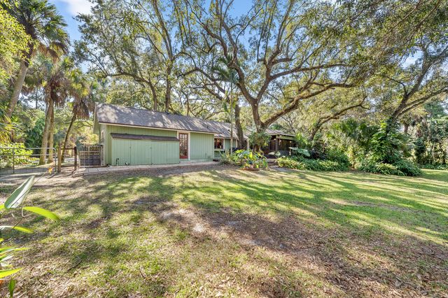 9207 N 166th Way N, Jupiter, FL 33478