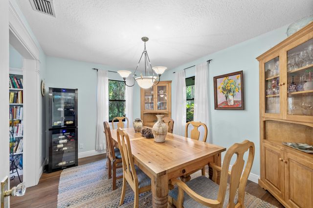 9207 N 166th Way N, Jupiter, FL 33478