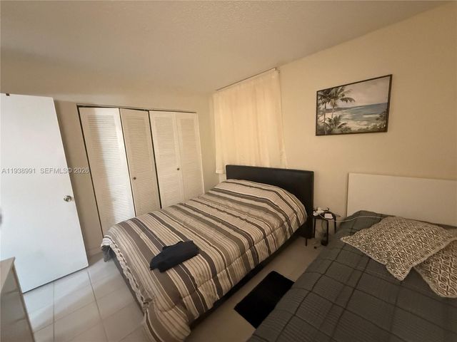 12209 SW 14th Ln 1101, Miami, FL 33184