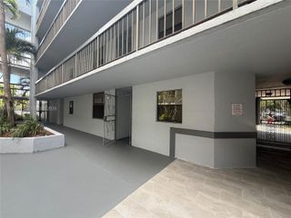 12209 SW 14th Ln 1101, Miami, FL 33184