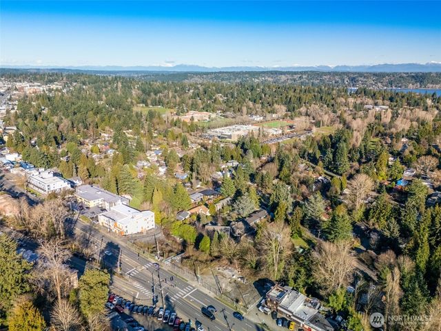 10400 10504 Lake City Way NE, Seattle, WA 98125