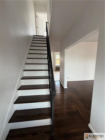 350 Summit Avenue, Perth Amboy, NJ 08861