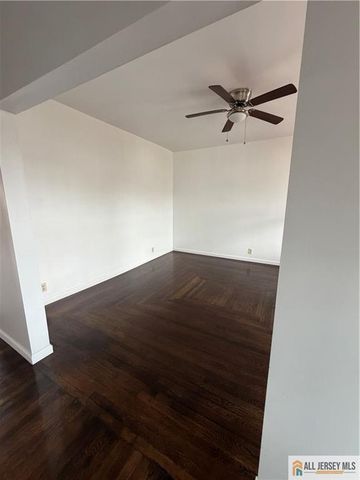 350 Summit Avenue, Perth Amboy, NJ 08861