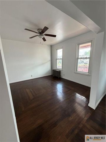 350 Summit Avenue, Perth Amboy, NJ 08861