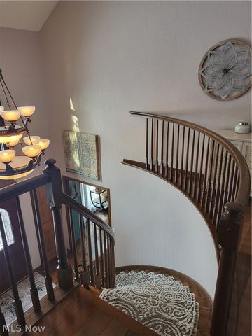 1882 Meadow Drive, Hinckley, OH 44233