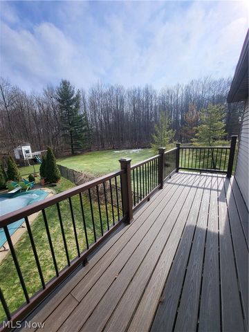 1882 Meadow Drive, Hinckley, OH 44233