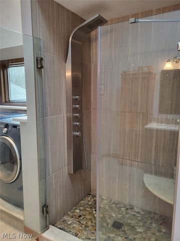 1882 Meadow Drive, Hinckley, OH 44233