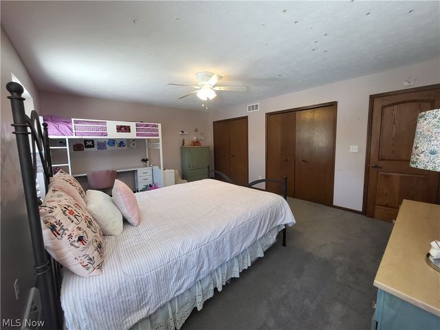 1882 Meadow Drive, Hinckley, OH 44233