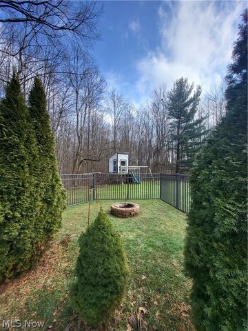 1882 Meadow Drive, Hinckley, OH 44233