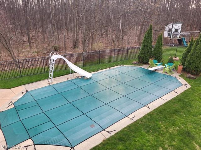 1882 Meadow Drive, Hinckley, OH 44233