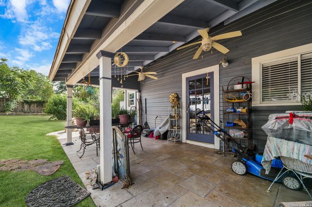 240 POST AVE, San Antonio, TX 78215
