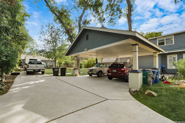 240 POST AVE, San Antonio, TX 78215